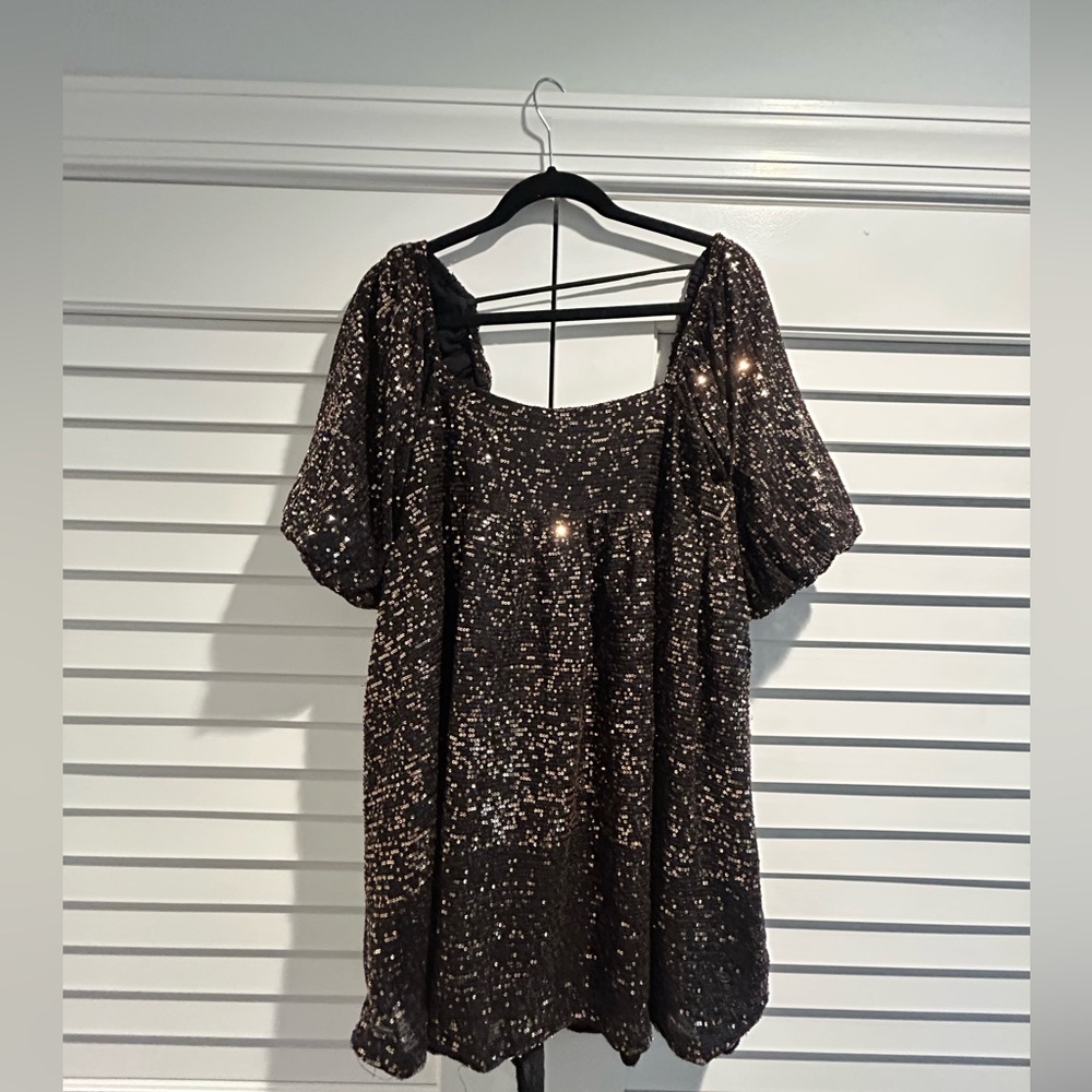 Fancy black and gold sparkly formal dress ByTogether Size Large